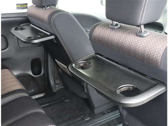 日産 セレナ ２．０ ハイウェイスター Ｖセレクション＋ＳＡＦＥＴＹ Ｓ－ＨＹＢＲＩＤ アドバンストセーフティ ＰＫＧ H27年 (関東) 99