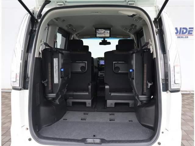 日産 セレナ ２．０ ハイウェイスター Ｖセレクション＋ＳＡＦＥＴＹ Ｓ－ＨＹＢＲＩＤ アドバンストセーフティ ＰＫＧ H27年 (関東) 99