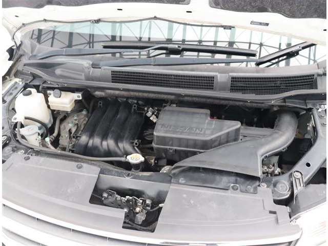 日産 セレナ ２．０ ハイウェイスター Ｖセレクション＋ＳＡＦＥＴＹ Ｓ－ＨＹＢＲＩＤ アドバンストセーフティ ＰＫＧ H27年 (関東) 99