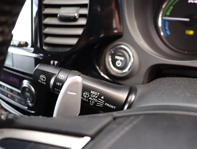 三菱 アウトランダーＰＨＥＶ ２．０ Ｇ セーフティパッケージ ４ＷＤ H28年 (関東) 99