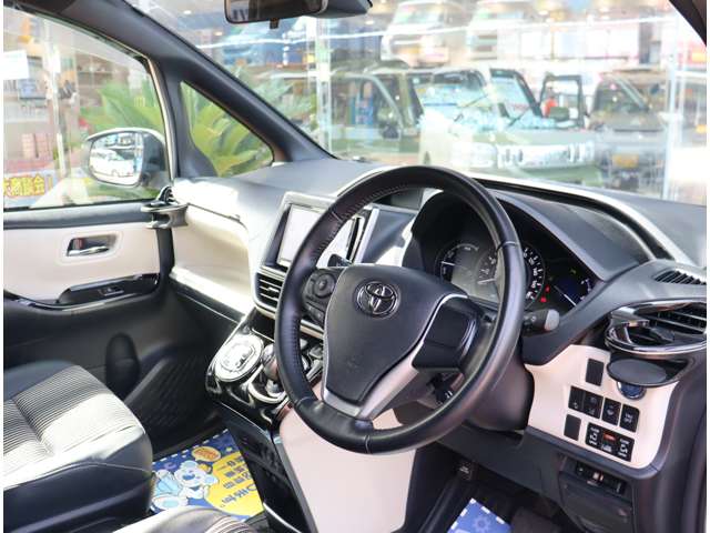 トヨタ ノア １．８ ハイブリッド ＳＩ ＷＸＢＩＩ R1年 (関東) 99