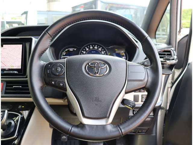 トヨタ ノア １．８ ハイブリッド ＳＩ ＷＸＢＩＩ R1年 (関東) 99