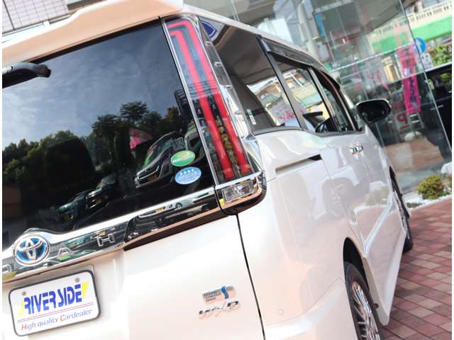 トヨタ ノア １．８ ハイブリッド ＳＩ ＷＸＢＩＩ R1年 (関東) 99