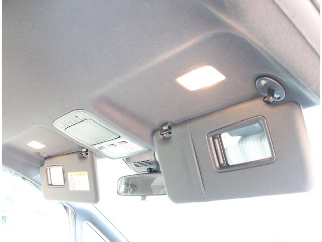 トヨタ ノア １．８ ハイブリッド ＳＩ ＷＸＢＩＩ R1年 (関東) 99