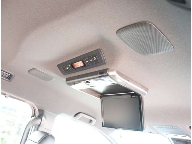 トヨタ ノア １．８ ハイブリッド ＳＩ ＷＸＢＩＩ R1年 (関東) 99