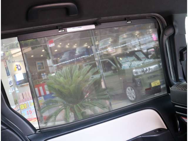 トヨタ ノア １．８ ハイブリッド ＳＩ ＷＸＢＩＩ R1年 (関東) 99