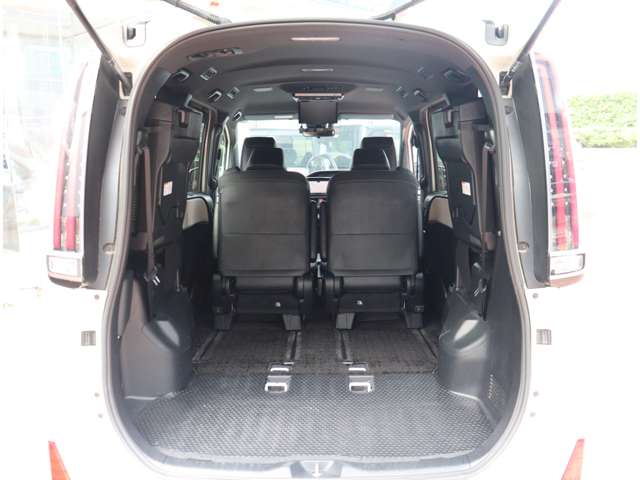 トヨタ ノア １．８ ハイブリッド ＳＩ ＷＸＢＩＩ R1年 (関東) 99