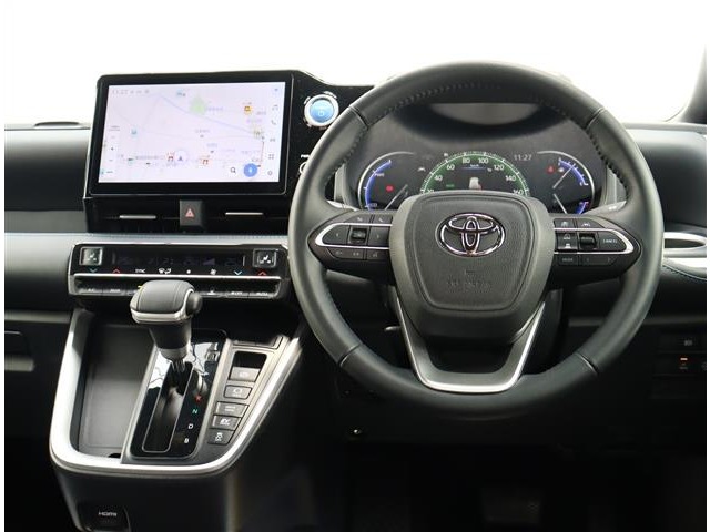 トヨタ ヴォクシー １．８ ハイブリッド Ｓ－Ｚ Ｅ－ＦＯＵＲ ４ＷＤ R4年 (関東) 99