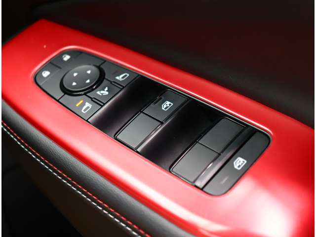 日産 ノートオーラ １．２ ＮＩＳＭＯ R4年 (関東) 99