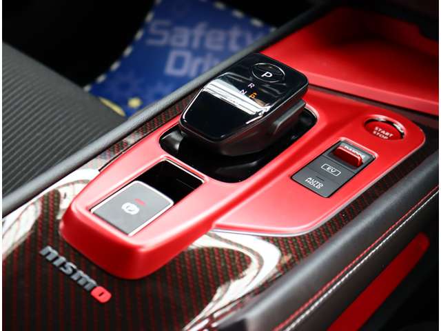日産 ノートオーラ １．２ ＮＩＳＭＯ R4年 (関東) 99