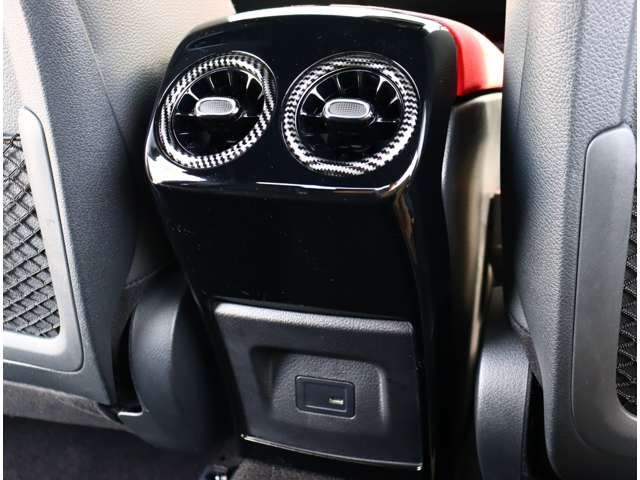 メルセデスベンツ ＣＬＡクラス ＣＬＡ１８０ R3年 (関東) 99