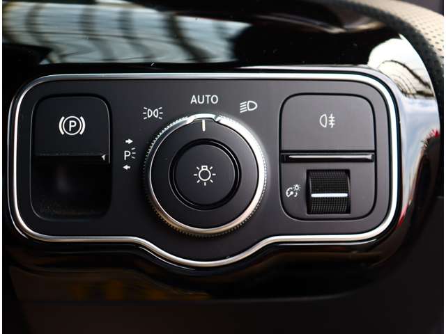 メルセデスベンツ ＣＬＡクラス ＣＬＡ１８０ R3年 (関東) 99