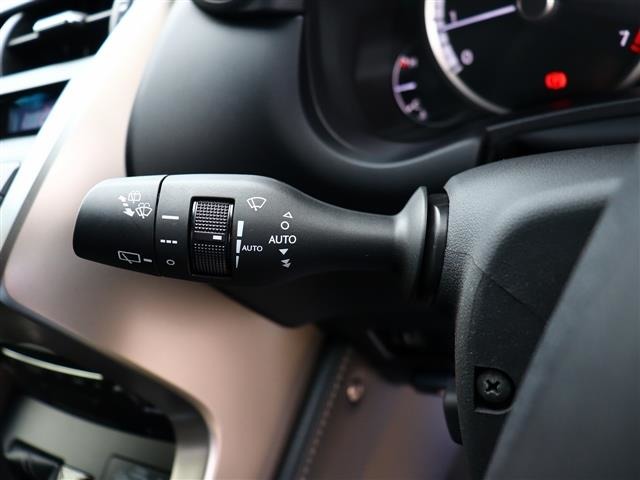 レクサス ＮＸ２００ｔ ２００Ｔ Ｆスポーツ ４ＷＤ H28年 (関東) 99