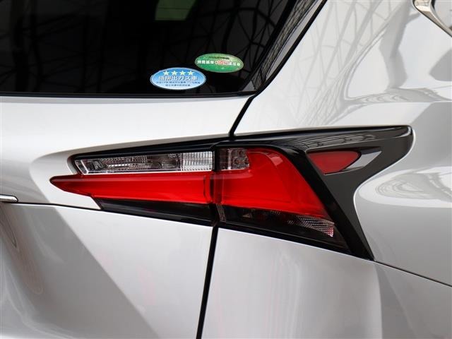 レクサス ＮＸ２００ｔ ２００Ｔ Ｆスポーツ ４ＷＤ H28年 (関東) 99