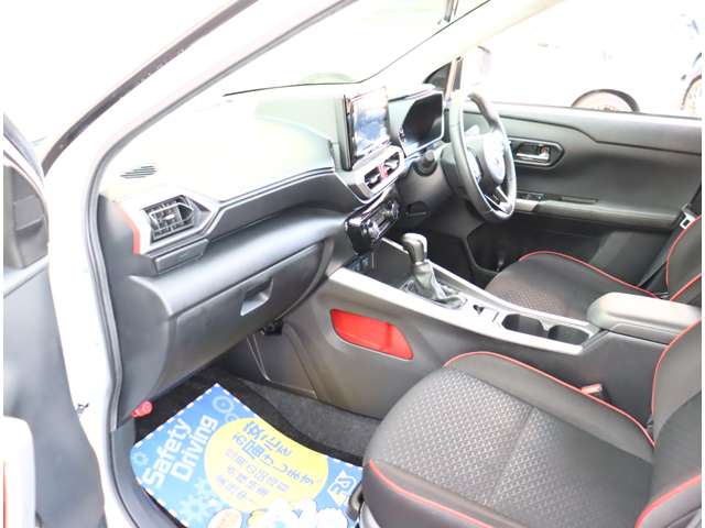 トヨタ ライズ　ハイブリッド ハイブリッド １．２ Ｚ R4年 (関東) 99