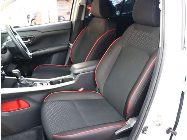 トヨタ ライズ　ハイブリッド ハイブリッド １．２ Ｚ R4年 (関東) 99