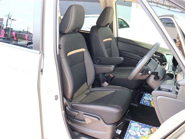 日産 セレナ ２．０ ハイウェイスターＶ Ｖセレクション R6年 (関東) 99