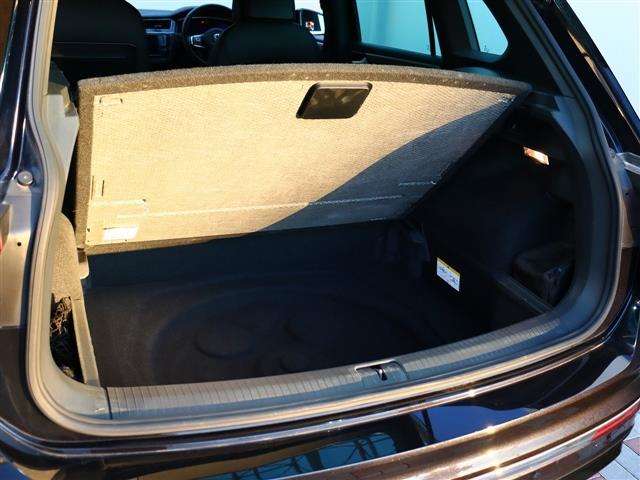 フォルクスワーゲン ティグアン ＴＳＩ　Ｒライン H29年 (関東) 99