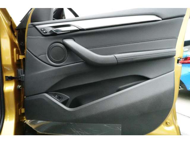 ＢＭＷ Ｘ２ Ｘドライブ１８Ｄ ＭスポーツＸ ディーゼルターボ ４ＷＤ R1年 (近畿) 99