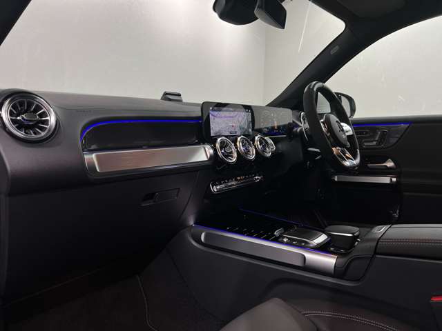 ＡＭＧ ＧＬＢ ３５ ４マチック ４ＷＤ ＭＰ２０２２０２ R5年 (関東) 99