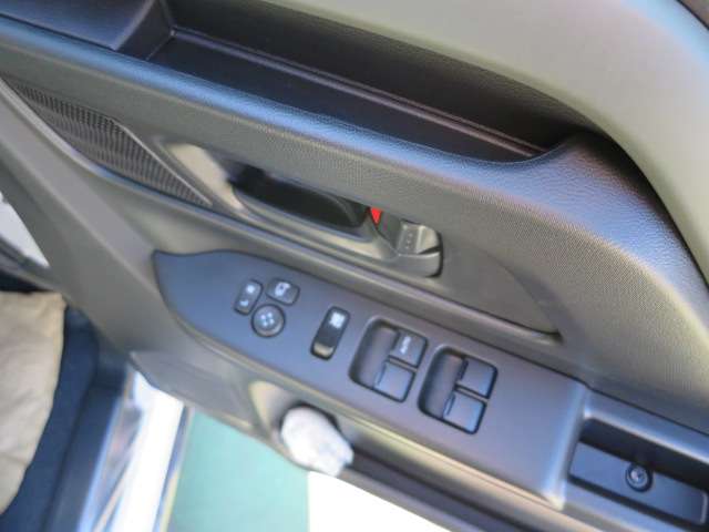 スズキ スペーシア ６６０ ギア ハイブリッド ＸＺ R6年 (関東) 99