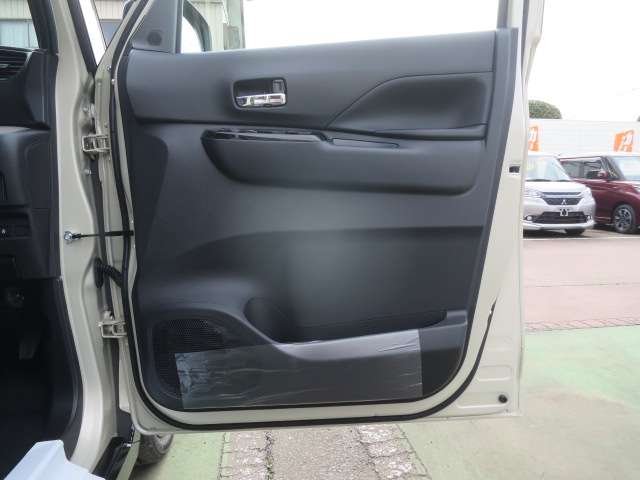 三菱 デリカ　ミニ ６６０ Ｇ プレミアム R7年 (関東) 99