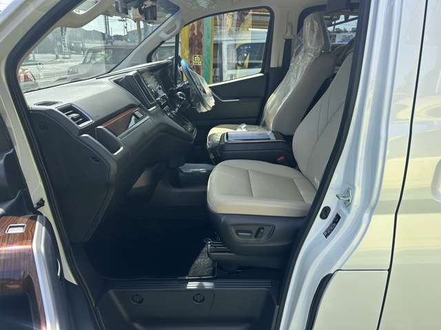 トヨタ グランエース ２．８ Ｇ ディーゼルターボ R5年 (東海) 99