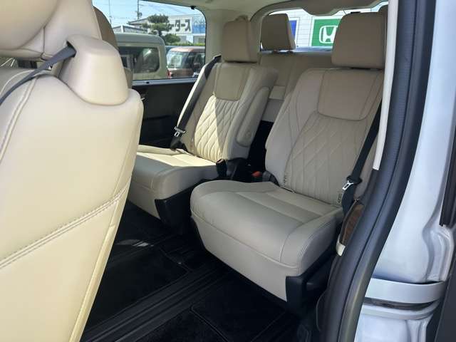 トヨタ グランエース ２．８ Ｇ ディーゼルターボ R5年 (東海) 99