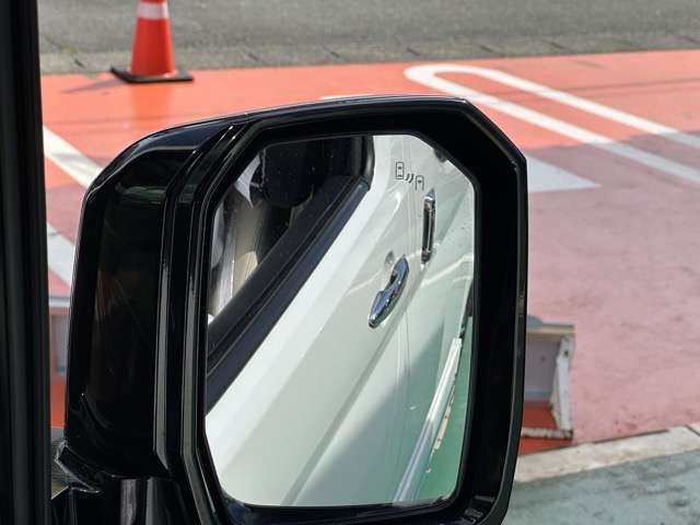 トヨタ グランエース ２．８ Ｇ ディーゼルターボ R5年 (東海) 99