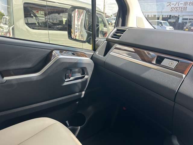 トヨタ グランエース ２．８ Ｇ ディーゼルターボ R5年 (東海) 99