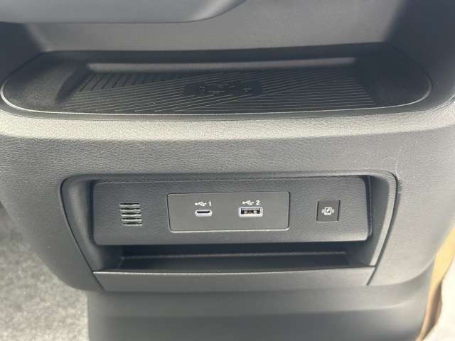 日産 セレナ ２．０ ハイウェイスターＶ R7年 (東海) 99