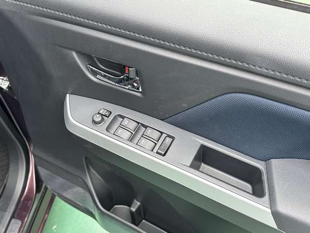 トヨタ ルーミー １．０ カスタム Ｇ R4年 (東海) 99