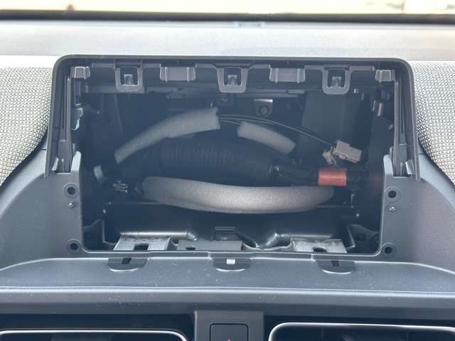 ホンダ フリード　ハイブリッド １．５ Ｅ：ＨＥＶ エアー ＥＸ R7年 (東海) 99