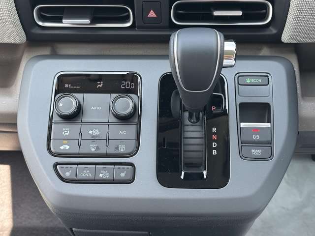 ホンダ フリード　ハイブリッド １．５ Ｅ：ＨＥＶ エアー ＥＸ R7年 (東海) 99