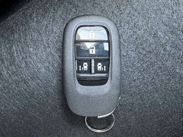 ホンダ フリード　ハイブリッド １．５ Ｅ：ＨＥＶ エアー ＥＸ R7年 (東海) 99