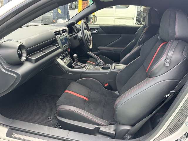 スバル ＢＲＺ ２．４ Ｓ R5年 (東海) 99