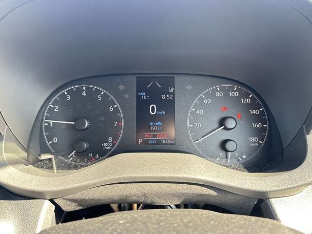 トヨタ ヤリス １．０ Ｘ R4年 (東海) 99