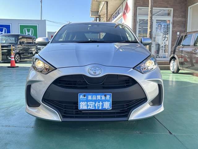 トヨタ ヤリス １．０ Ｘ R4年 (東海) 99