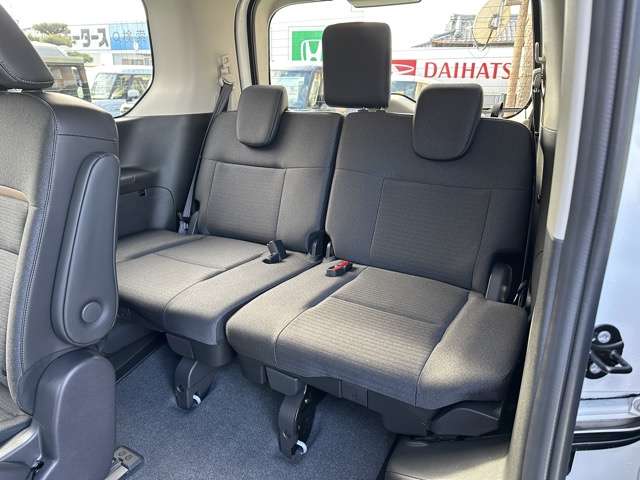 日産 セレナ １．４ Ｅ－４ＯＲＣＥ ハイウェイスターＶ ４ＷＤ R7年 (東海) 99