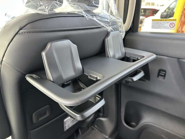 日産 セレナ １．４ Ｅ－４ＯＲＣＥ ハイウェイスターＶ ４ＷＤ R7年 (東海) 99