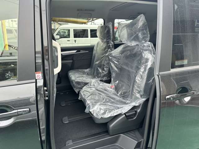 三菱 デリカ　Ｄ：５ ２．２ シャモニー 電動サイドステップ非装着車 ディーゼルターボ ４ＷＤ R6年 (東海) 99