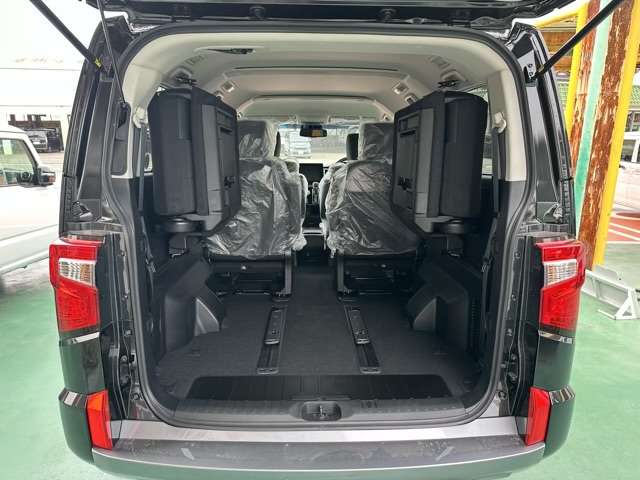 三菱 デリカ　Ｄ：５ ２．２ シャモニー 電動サイドステップ非装着車 ディーゼルターボ ４ＷＤ R6年 (東海) 99