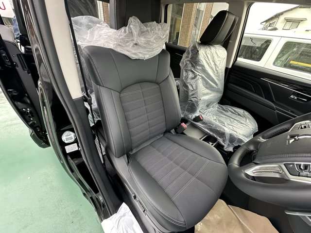 三菱 デリカ　Ｄ：５ ２．２ シャモニー 電動サイドステップ非装着車 ディーゼルターボ ４ＷＤ R6年 (東海) 99