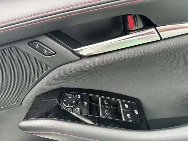 マツダ ＭＡＺＤＡ３　ファストバック ２．０ ２０Ｓ ブラックトーンエディション R4年 (東海) 99