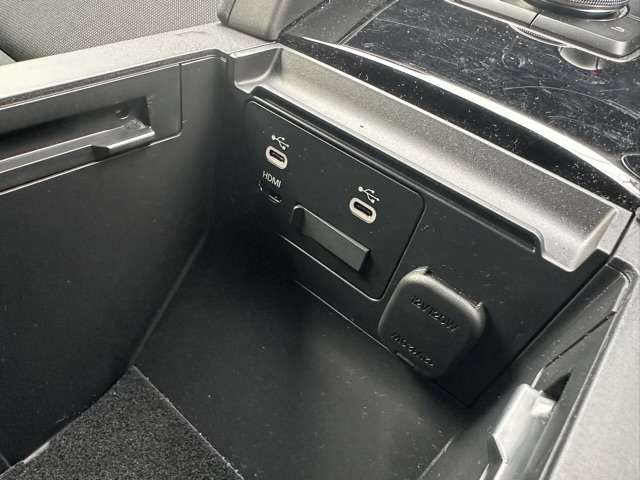 マツダ ＭＡＺＤＡ３　ファストバック ２．０ ２０Ｓ ブラックトーンエディション R4年 (東海) 99