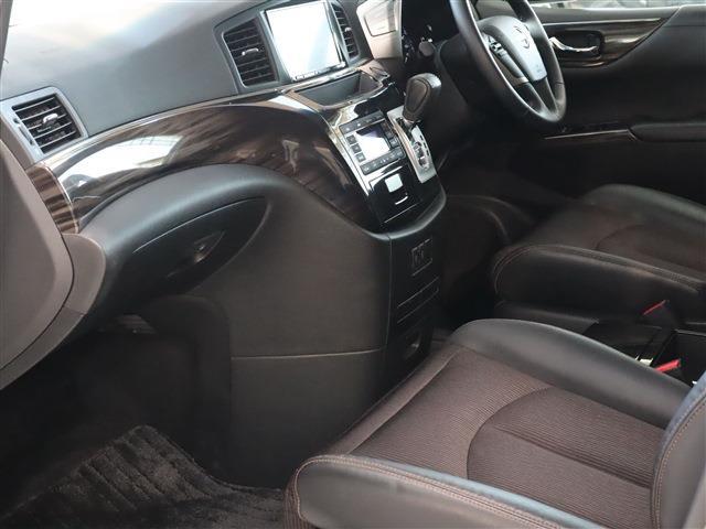 日産 エルグランド ２．５ ２５０ハイウェイスターＳ R1年 (東海) 99