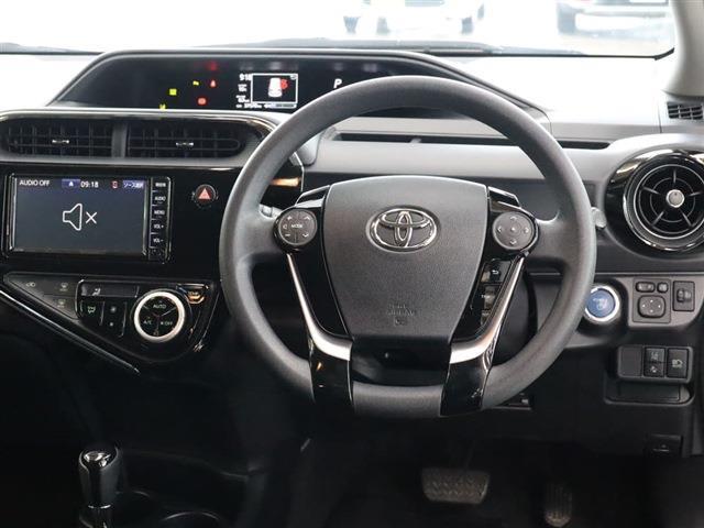 トヨタ アクア １．５ Ｓ スタイルブラック R1年 (東海) 99