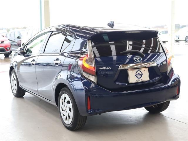 トヨタ アクア １．５ Ｓ スタイルブラック R1年 (東海) 99