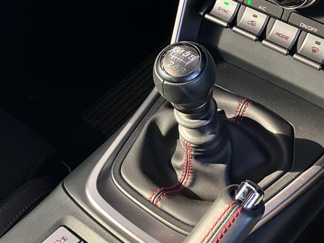 スバル ＢＲＺ ２．４ Ｓ R4年 (東海) 99