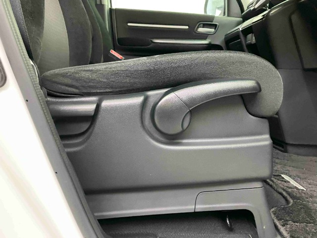 ホンダ ステップワゴン　ハイブリッド ２．０ スパーダ ハイブリッド Ｇ ホンダセンシング H30年 (東海) 99